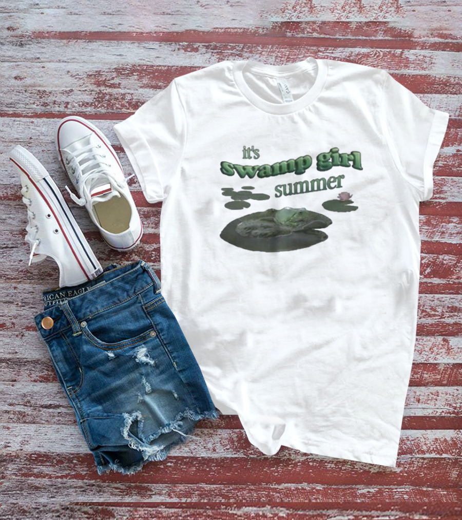 It's Swamp Girl Summer Frog On Lily Pads T-Shirt