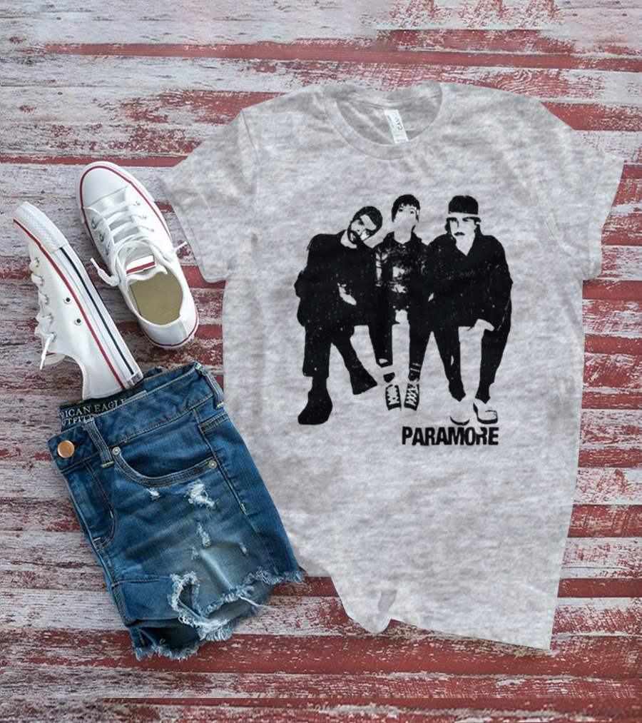 Paramore Music Group Photo Boyfriend Fit Girls T-Shirt