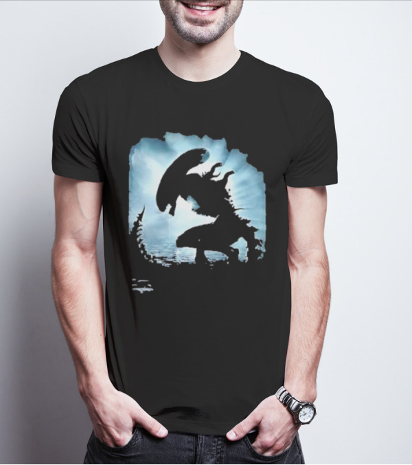 Alien Romulus Silhouette Against Oceanic Horizon 89 Rotten Tomatoes Debut T-Shirt