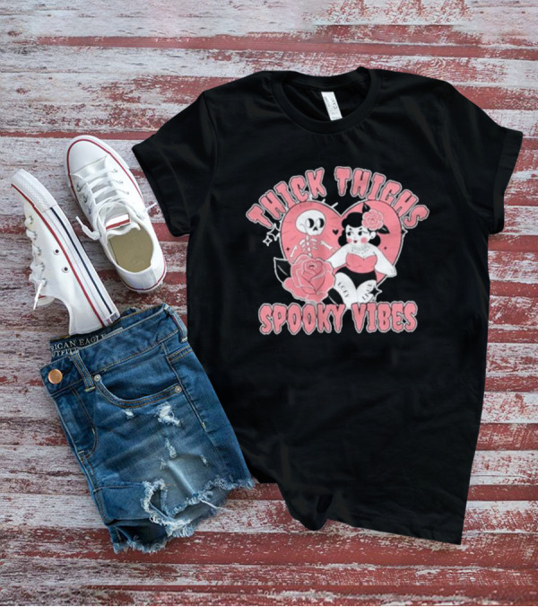 Thick Thighs Spooky Vibes Skeleton Heart Pin-Up Rose T-Shirt