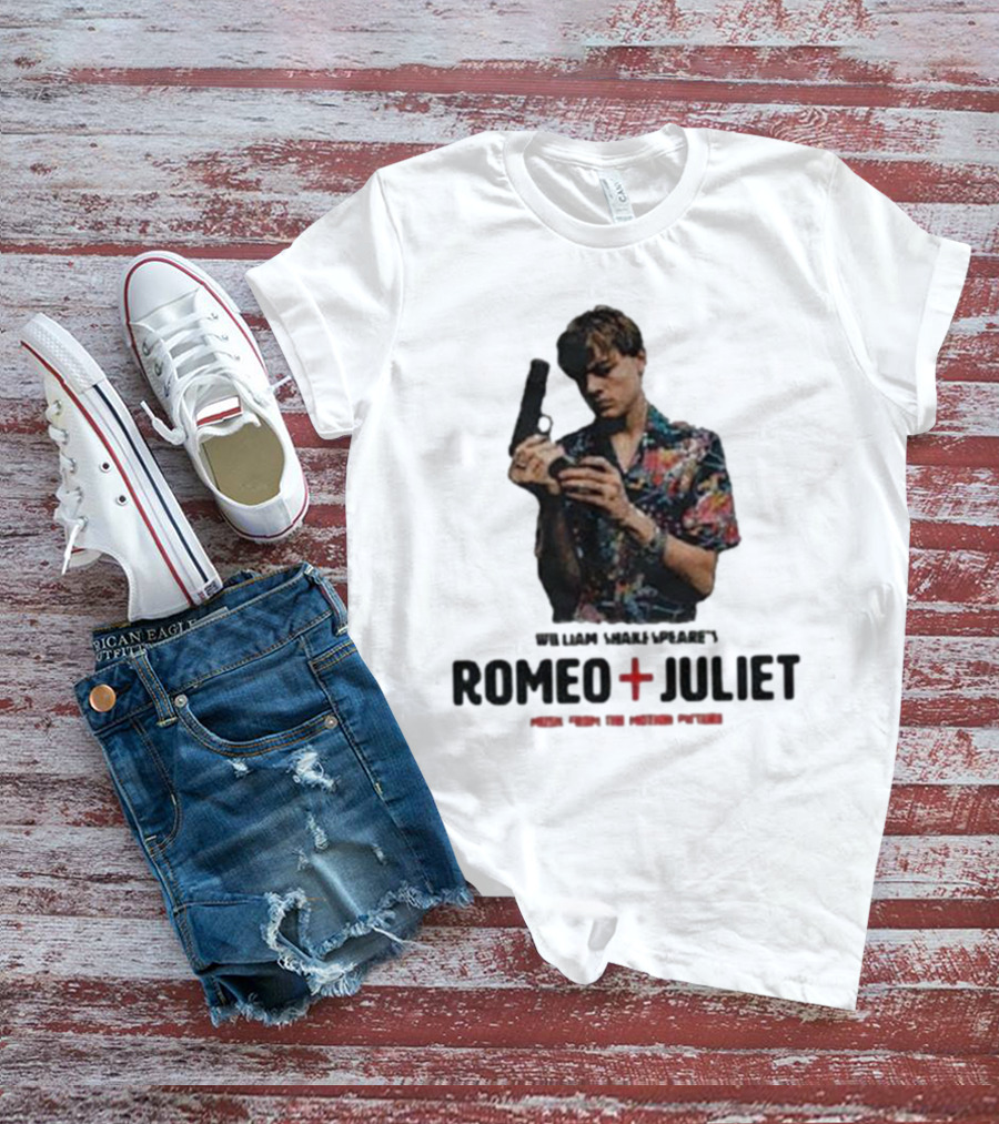 Romeo + Juliet 9Mm 13 Dagger T-Shirt