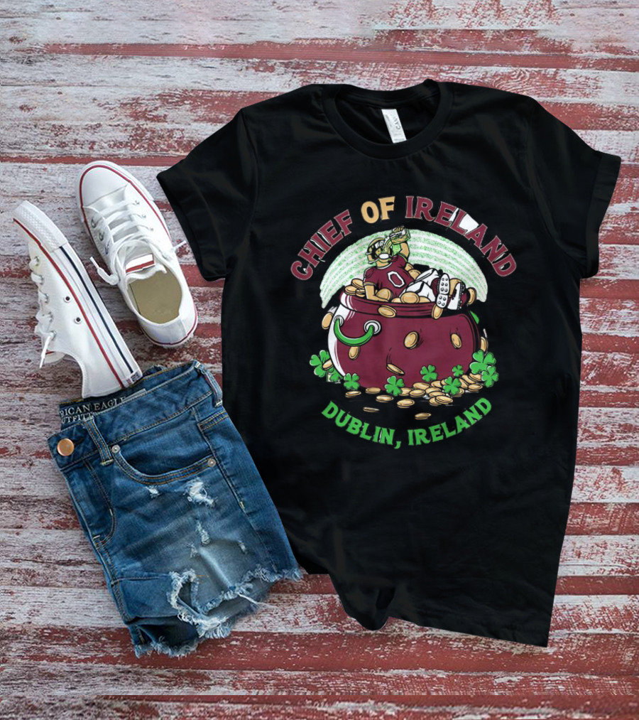 Chief Of Ireland Dublin Ireland Pot Of Gold Football Player T-Shirt