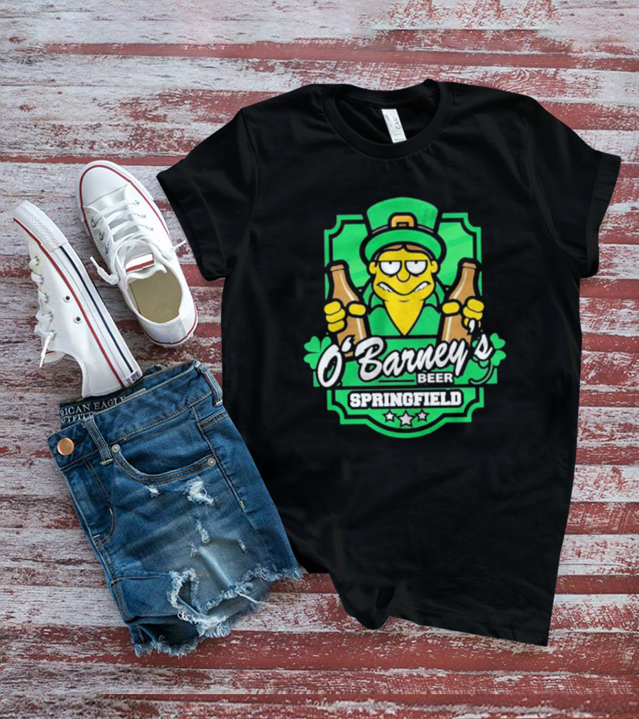 O’Barney’s Beer Springfield Leprechaun Holding Bottles Shamrock Badge T-Shirt