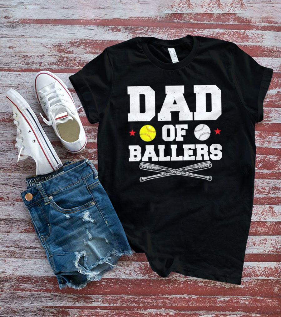 Dad Of Ballers Baseball Softball Crossed Bats Yellow White Balls Red Stars T-Shirt