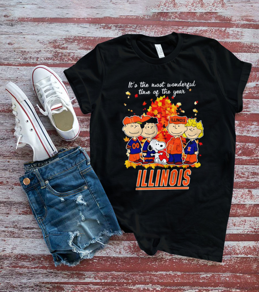 Peanuts Illinois Fall It's The Most Wonderful Time Of The Year Charlie Brown Snoopy Autumn Leaves T-Shirt