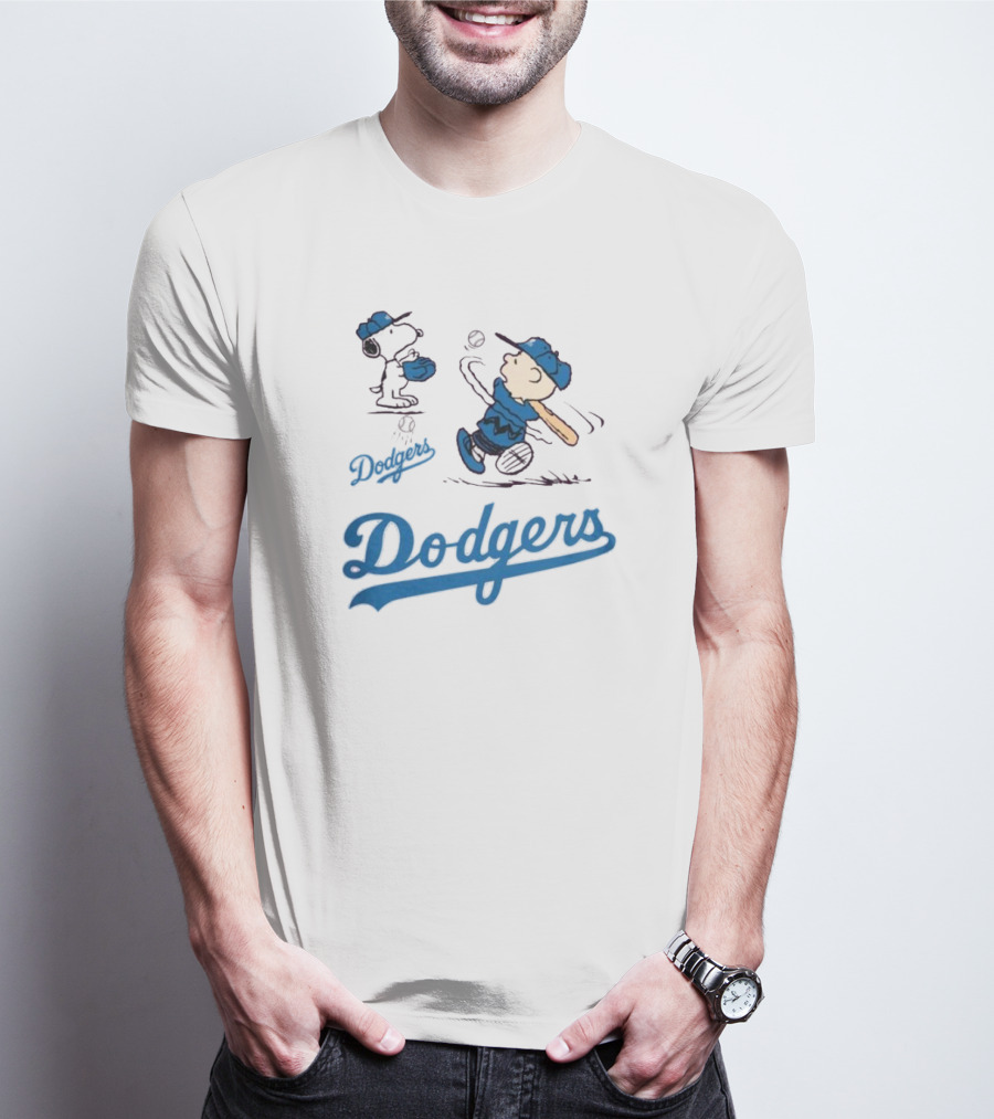 Los Angeles Dodgers Snoopy Cartoon Baseball Sports T-Shirt