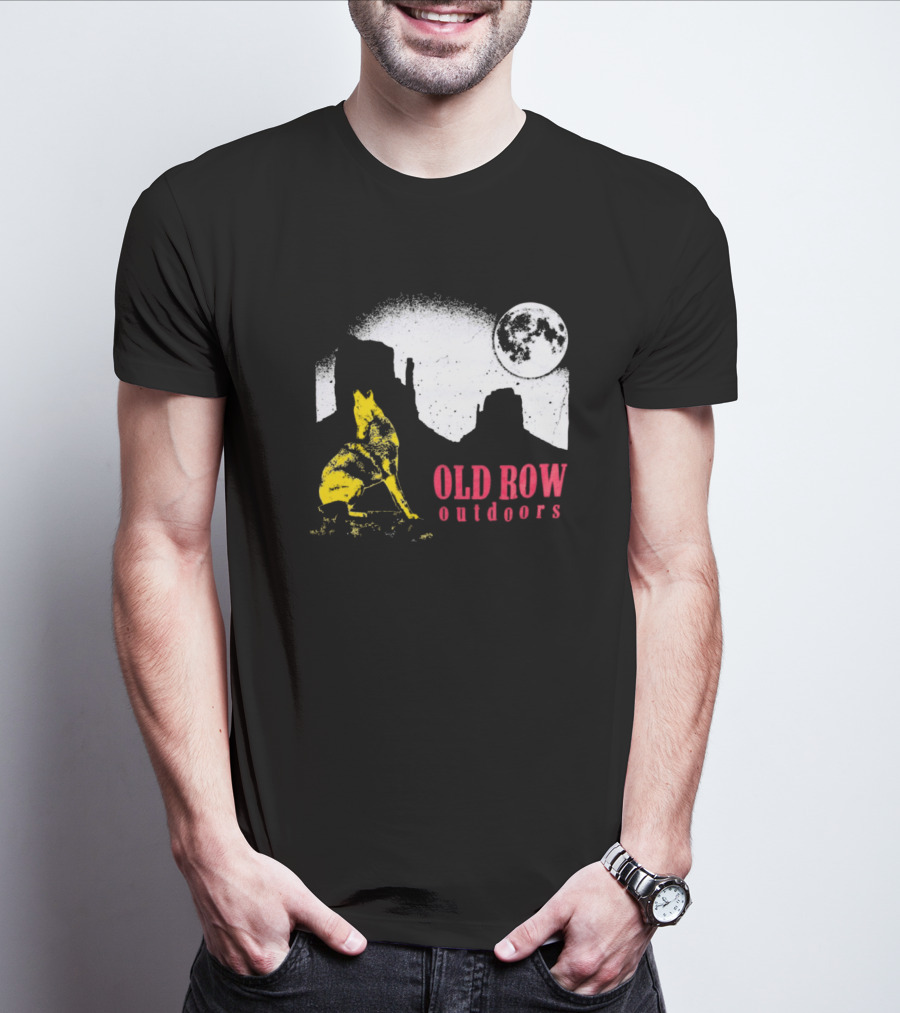 Old Row Outdoors Coyote Moon Silhouette Desert Scene T-Shirt