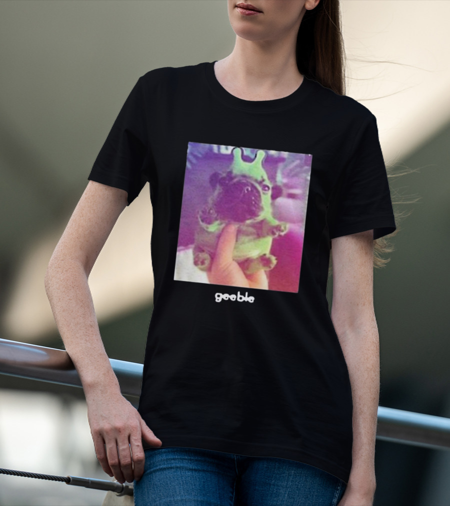 Pibble Palace Geeble Pug Crown T-Shirt