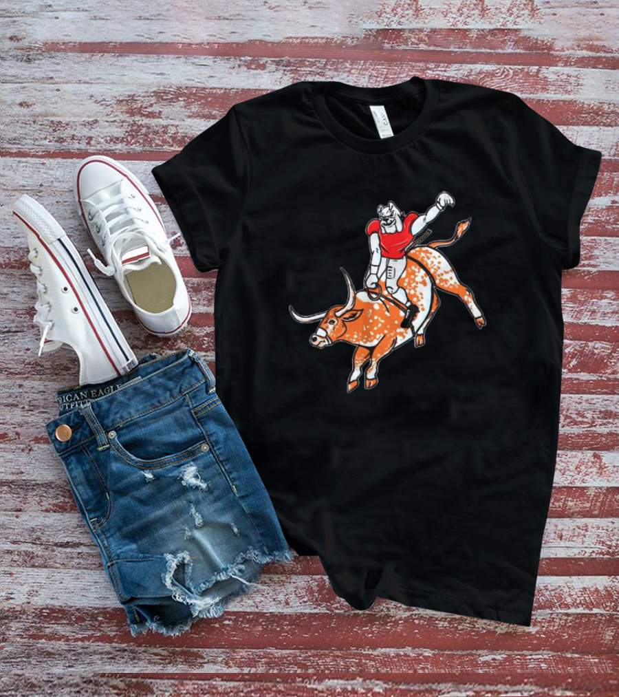 Georgia Bulldogs Riding Texas Longhorns Horns Down T-Shirt