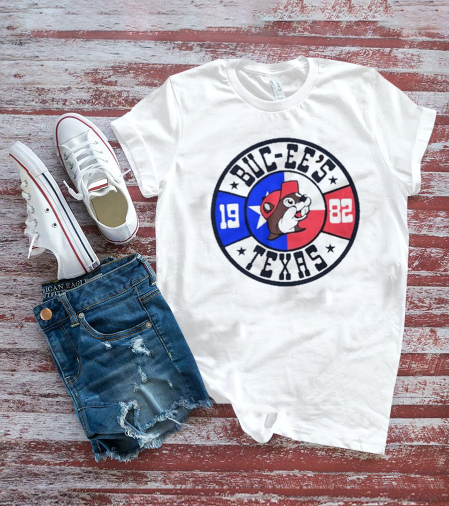 Buc-Ee's Texas 1982 Logo With Beaver Mascot And Lone Star Flag T-Shirt