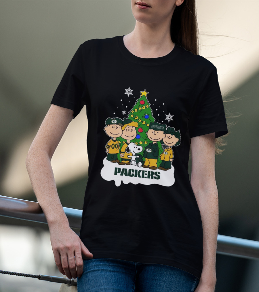 Snoopy The Peanuts Packers NFL Christmas T-Shirt