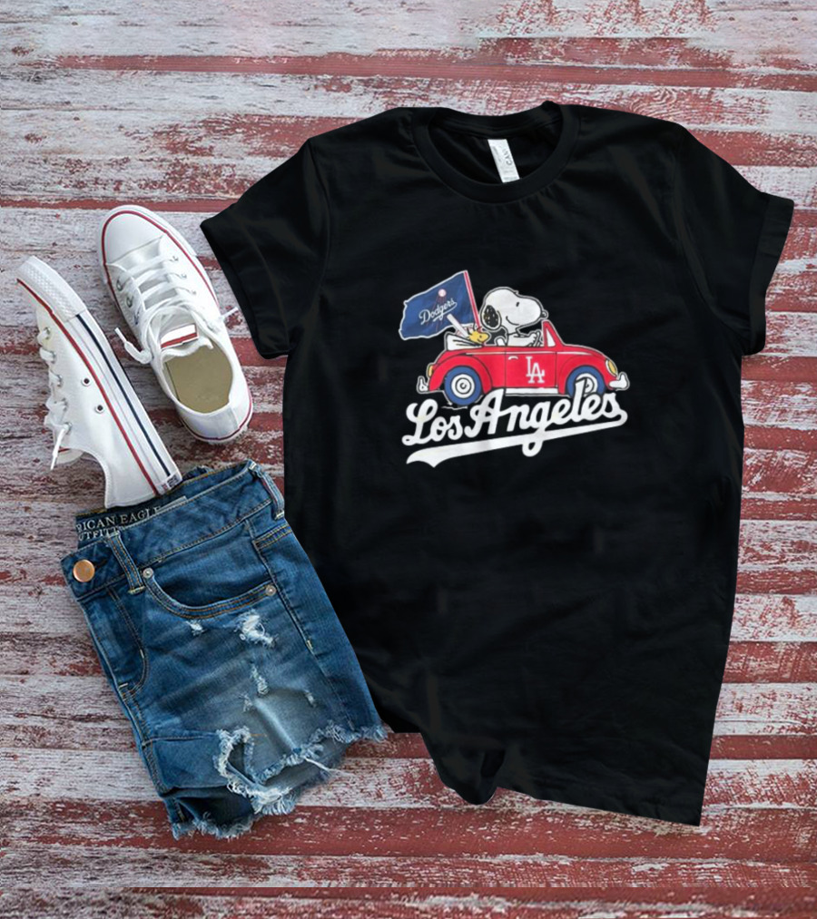 Snoopy Woodstock Driving Car Los Angeles Dodgers Flag T-Shirt