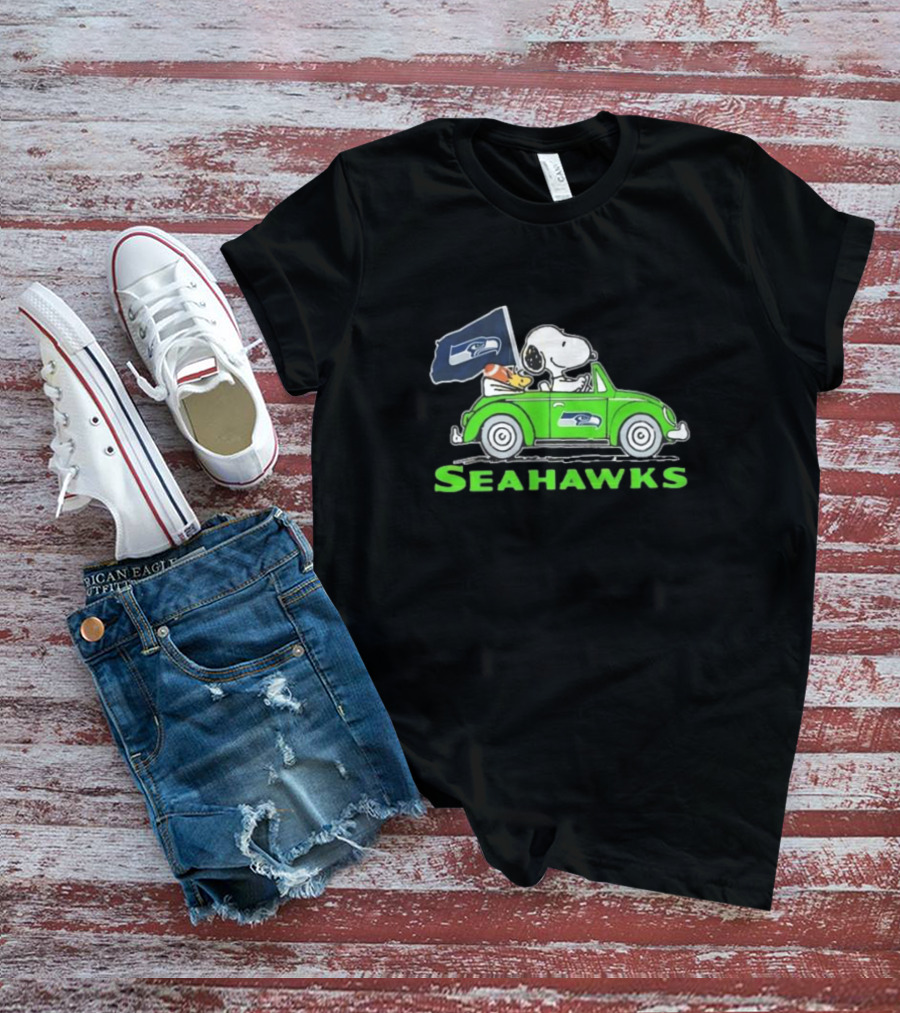 Snoopy And Woodstock Driving Seattle Seahawks Car T-Shirt