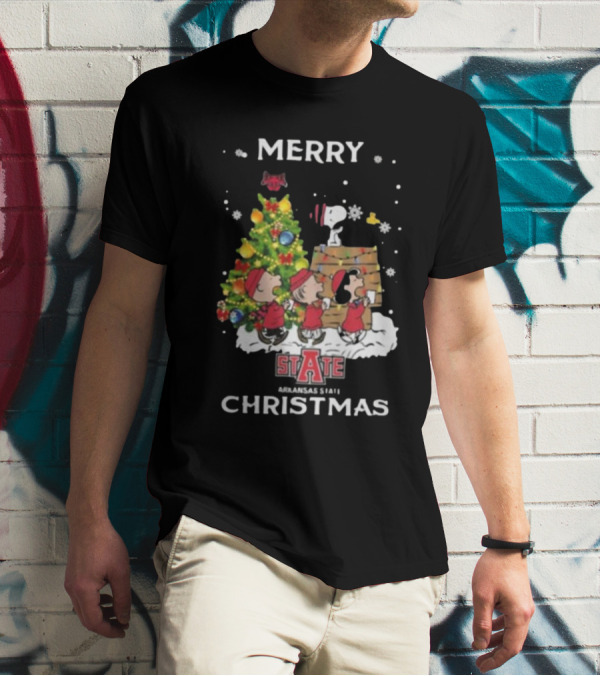 Arkansas State Red Wolves Snoopy Friends Merry Christmas T-Shirt