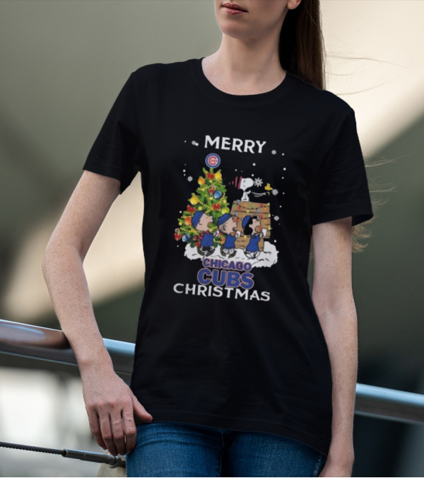 Merry Chicago Cubs Christmas Snoopy And Friends T-Shirt