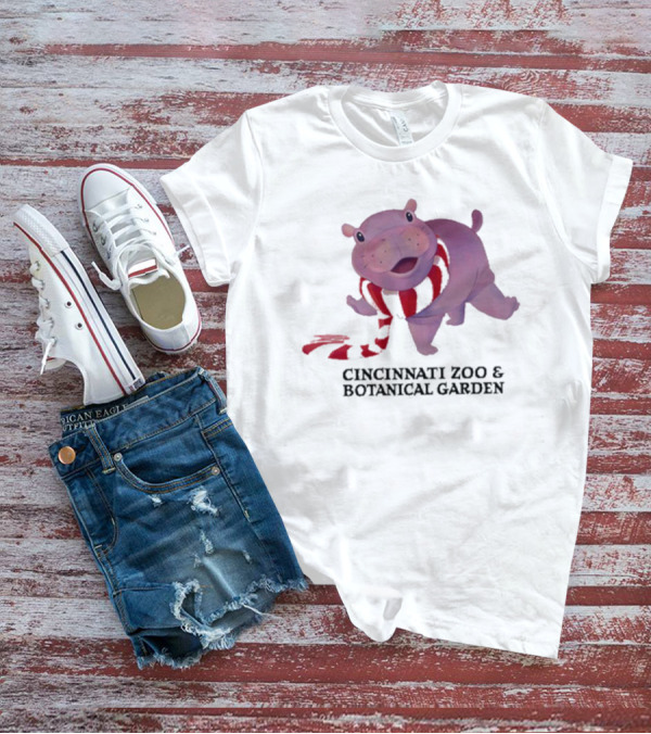 Cincinnati Zoo And Botanical Garden Holiday Scarf Fiona T-Shirt