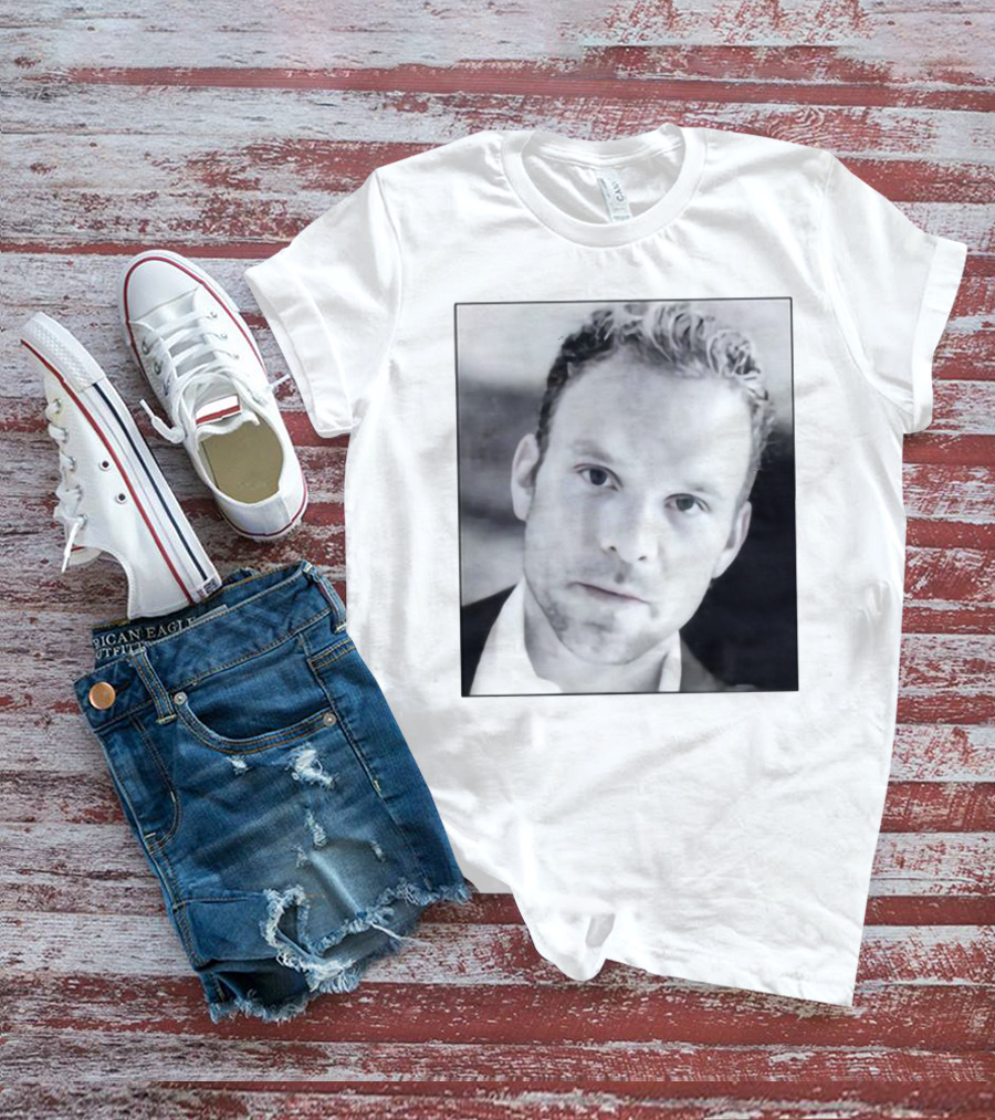 Jonathan Bailey Norbert Leo Butz Face Image T-Shirt