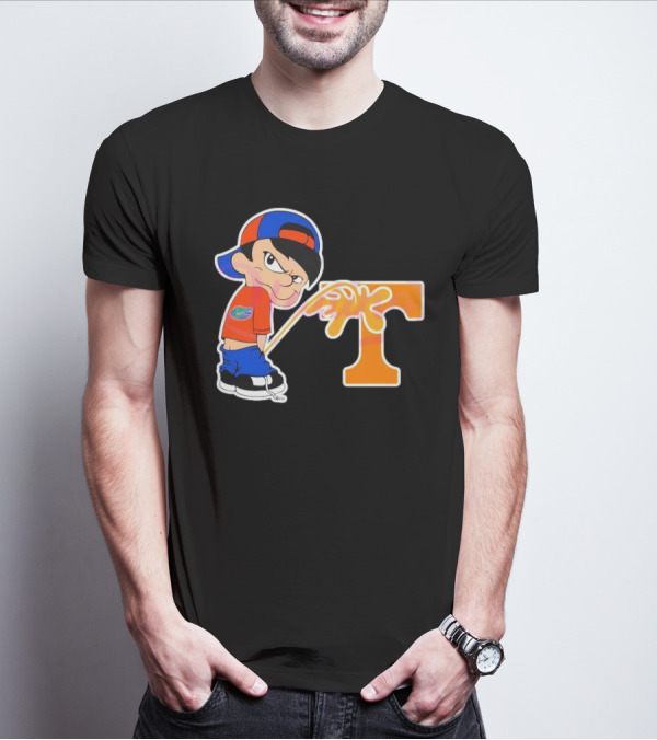 Funny Boy Florida Gators Peeing On Tennessee Volunteers T-Shirt