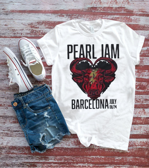 Pearl Jam Barcelona July 08/24 Bull Artwork Concert Event T-Shirt