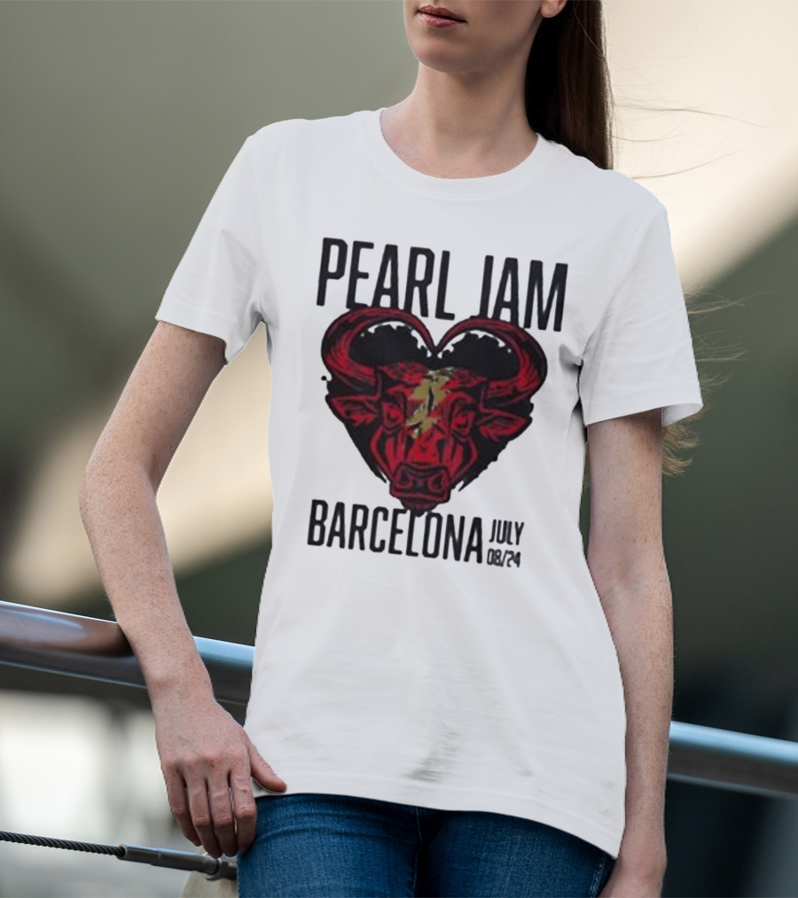 Pearl Jam Barcelona July 08/24 Bull Artwork Concert Event T-Shirt