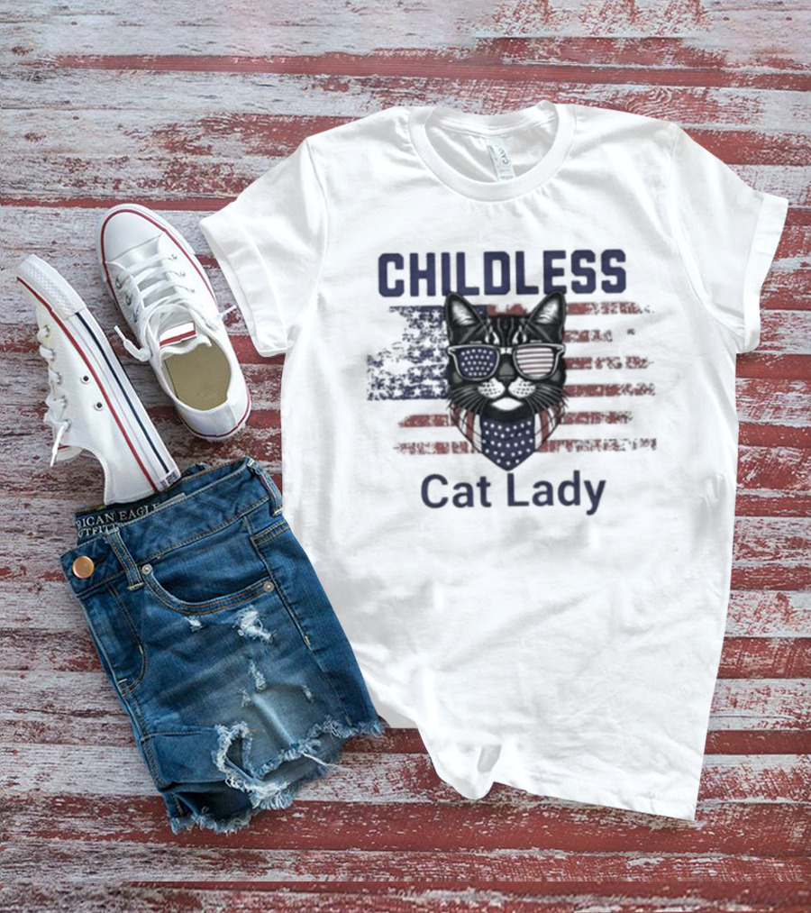 Childless Cat Lady Patriotic American Flag Cat With Sunglasses T-Shirt