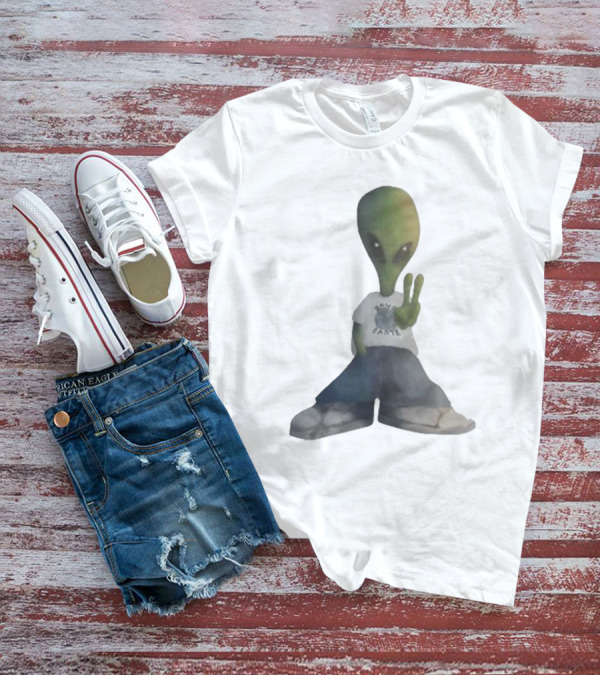 Save Earth Alien Peaceful Message T-Shirt