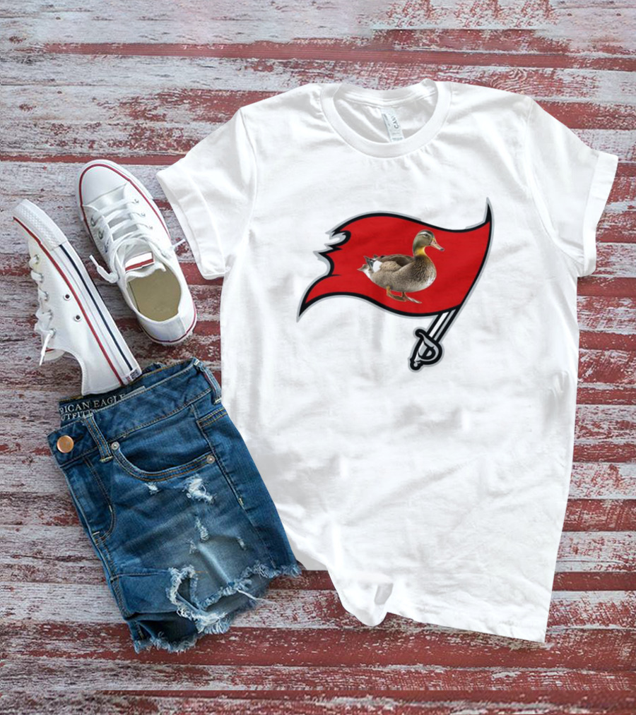 Tampa Bay Duckaneers New Buccaneers Parody Logo Flag T-Shirt