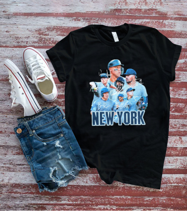 New York Yankees MLB Players Series Signatures Team Portrait T-Shirt