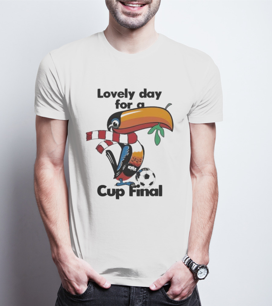 Lovely Day For A Cup Final Liverpool FC Toucan Soccer Scarf T-Shirt