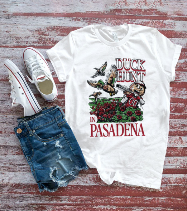 Duck Hunt In Pasadena Football Roses Retro Style T-Shirt