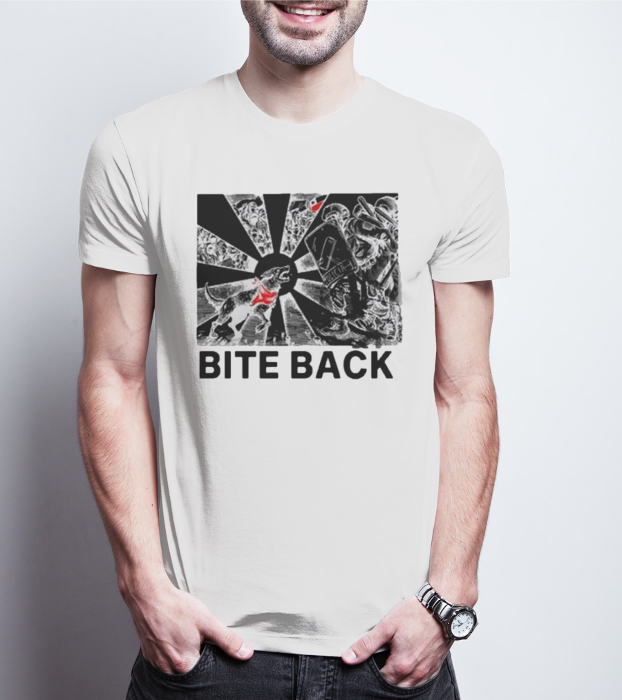 "Bite Back Punkwithacamera Dog Confronts Riot Police" T-Shirt