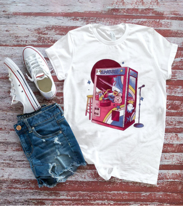 Smosh Pit Claw Machine Arcade Theme With Colorful Characters And Microphone T-Shirt