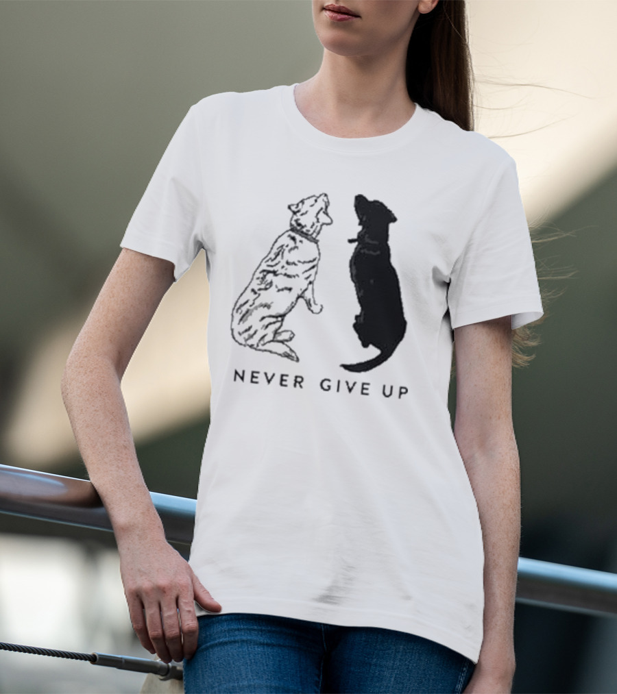Never Give Up Dog Silhouettes Tors T-Shirt