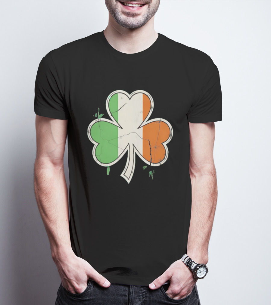 St Patrick's Day Shamrock With Italy Flag T-Shirt