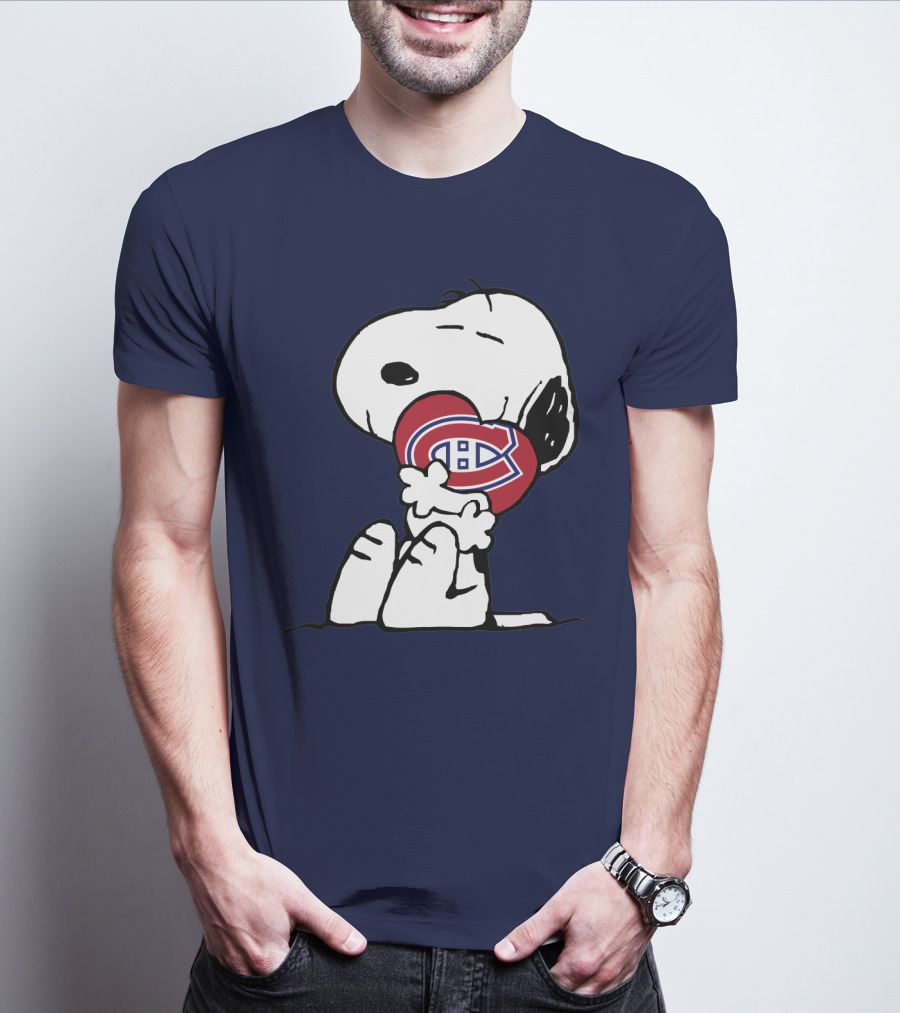 Montreal Canadiens Snoopy Hugging Heart T-Shirt