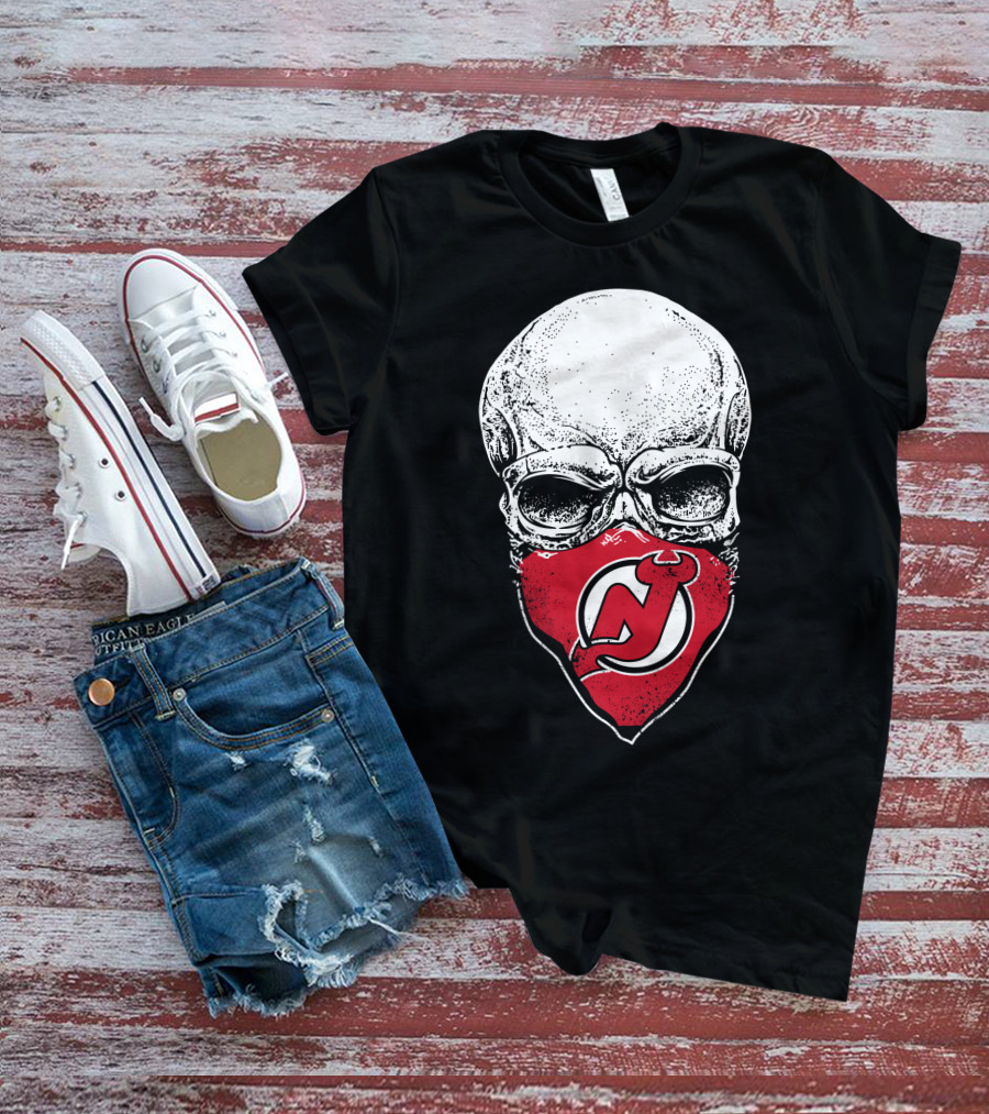 New Jersey Devils Skull Bandana T-Shirt