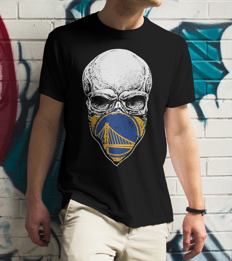 Golden State Warriors Masked Skull Bridge T-Shirt