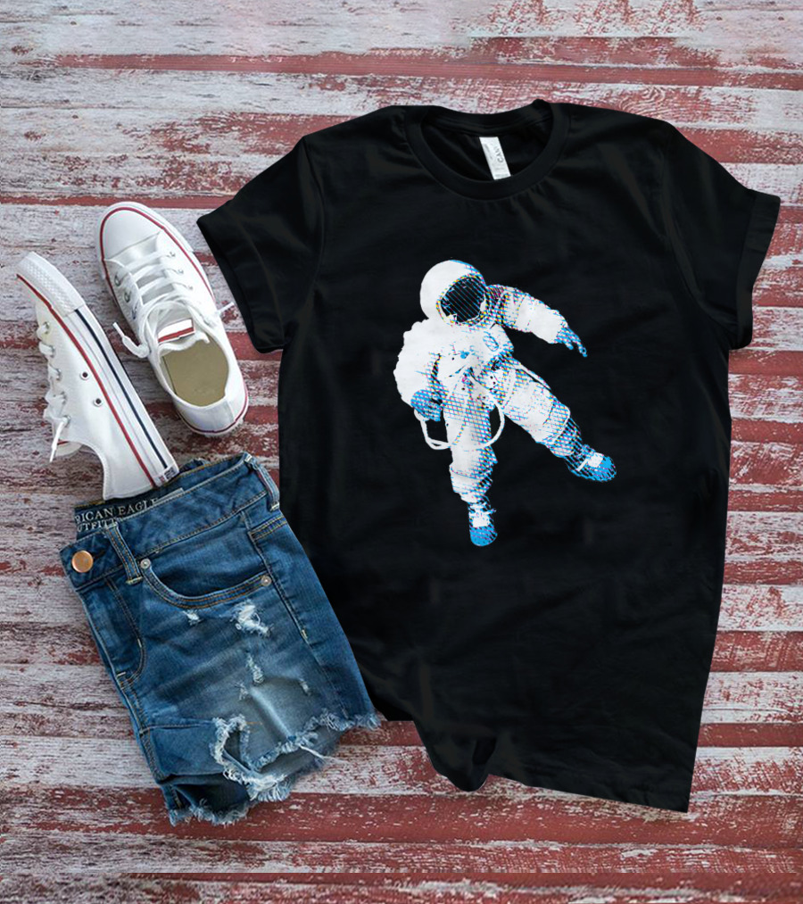 Astro 1015248 Astronaut Floating Spacesuit T-Shirt