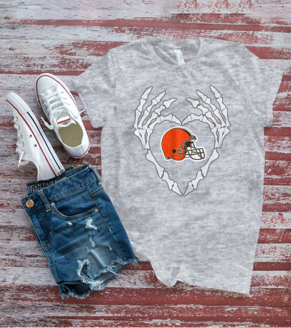 Cleveland Browns Helmet Skeleton Heart T-Shirt