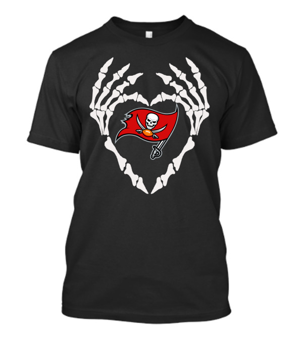 Skeleton Heart With Buccaneers Flag T-Shirt