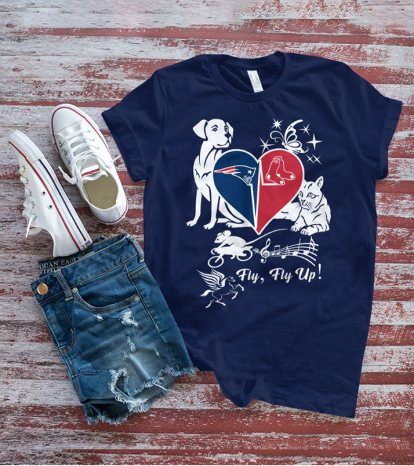 New England Patriots Red Sox Heart With Animals And Fly Fly Up T-Shirt