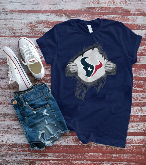 Texans Strong Bull Logo Rip Patriots T-Shirt