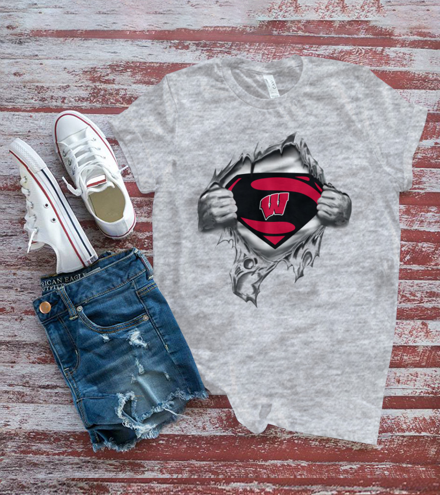 Wisconsin Badgers Superman Logo Ripped Chest T-Shirt