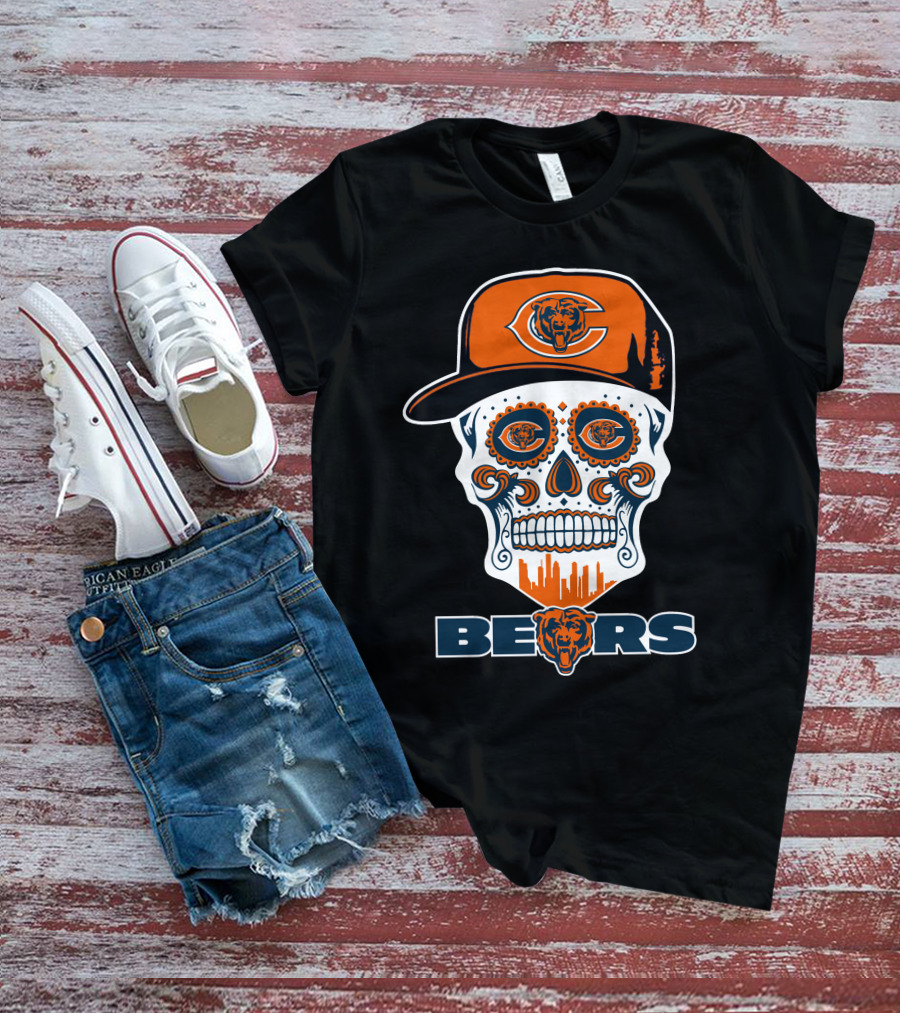 Chicago Bears Skull Hat Urban Skyline T-Shirt
