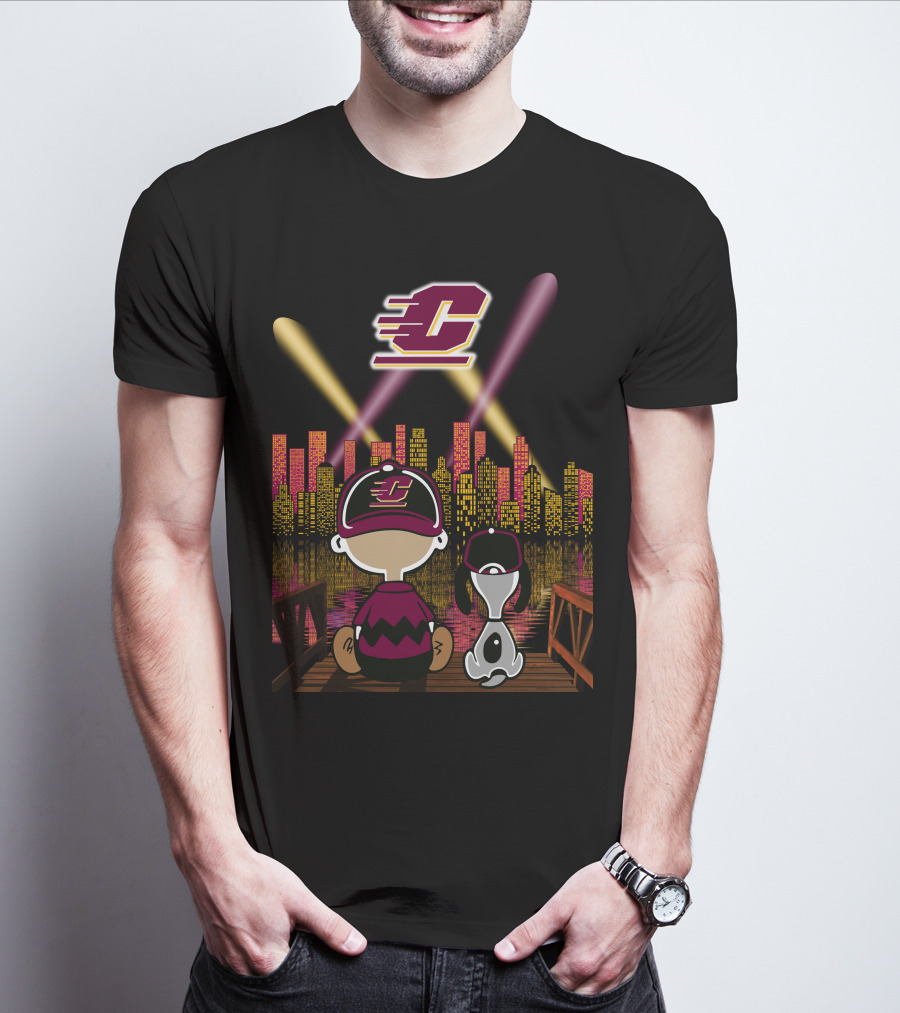 Central Michigan Chippewas 86 Peanuts City Night Skyline T-Shirt