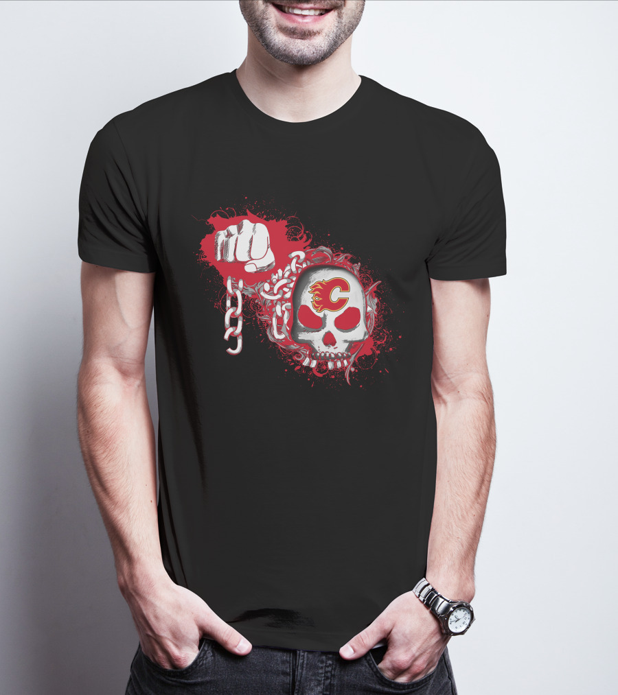 Calgary Flames Skull Fist Chains 178 T-Shirt
