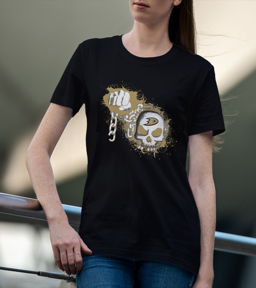 Anaheim Ducks Skull Fist Chain T-Shirt