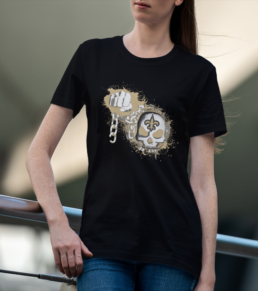 Skull Fist Chain New Orleans Saints Fleur-De-Lis T-Shirt
