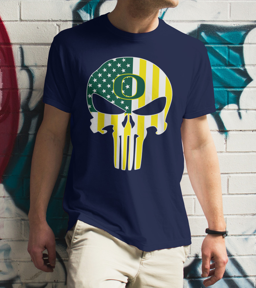 Oregon Ducks Punisher Skull American Flag T-Shirt