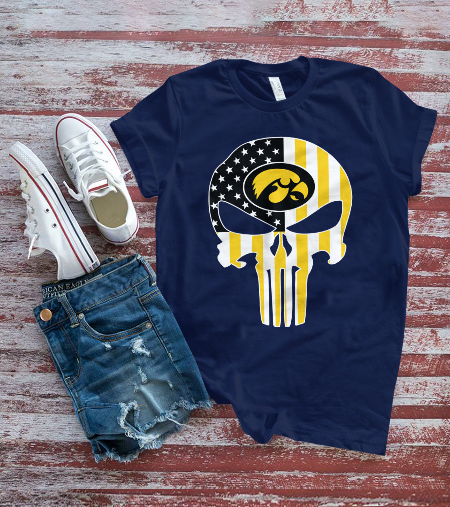 Iowa Hawkeyes The Punisher American Flag Skull T-Shirt